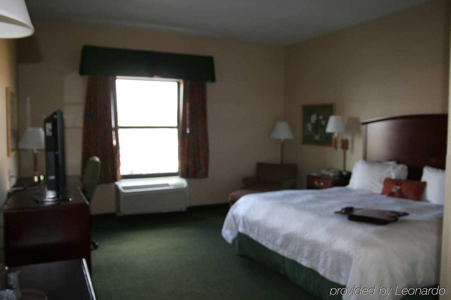 Hampton Inn Marshall Quarto foto
